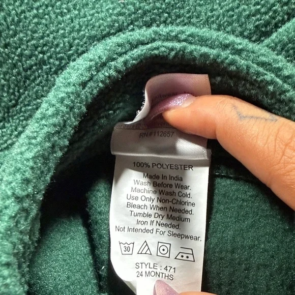 4/$20 Green Fleece Vest - Picture 4 of 4